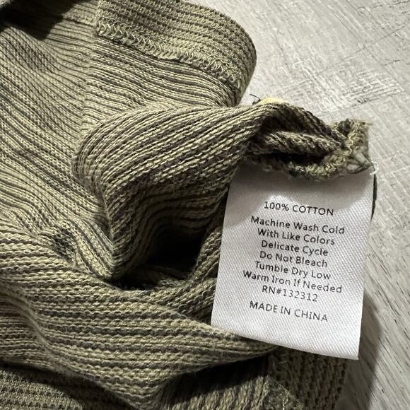 Howler Bros Smiley Patch Pocket Tee Olive Green Stripe 100% Cotton Knit Medium - Picture 4 of 5